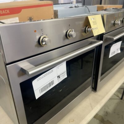 EX DISPLAY, ILVE 600SKMI S/STEEL 600MM ELECTRIC OVEN, SOLD AS IS NO WARRANTY
