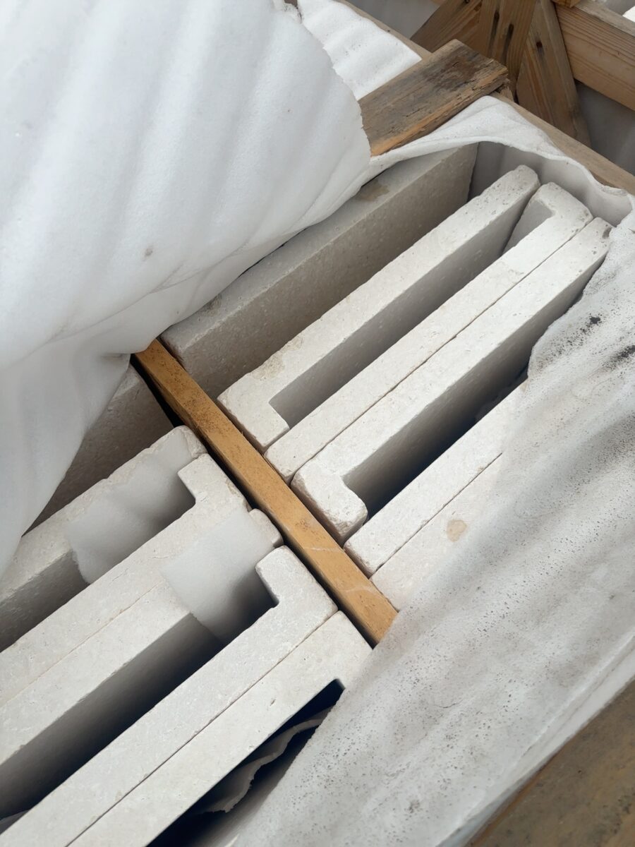 PALLET OF SAVANA LIMESTONE BT COPING 600 X 400 X 30/60 QTY40, #11
