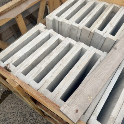 PALLET OF MADDISON LIMESTONE COPING 600 X 400 X 20/70, QTY 38 #2