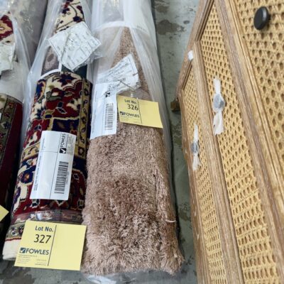 NEW NOAH SHAGGY RUG, POLYESTER & COTTON, 200 X 290CM RRP9 - BEIGE