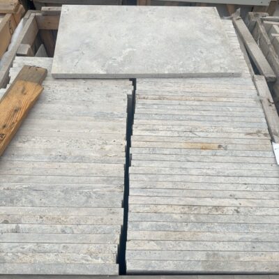 PALLET OF SILVER TRAVERTINE PAVERS 600 X 400 X20MM, QTY 83