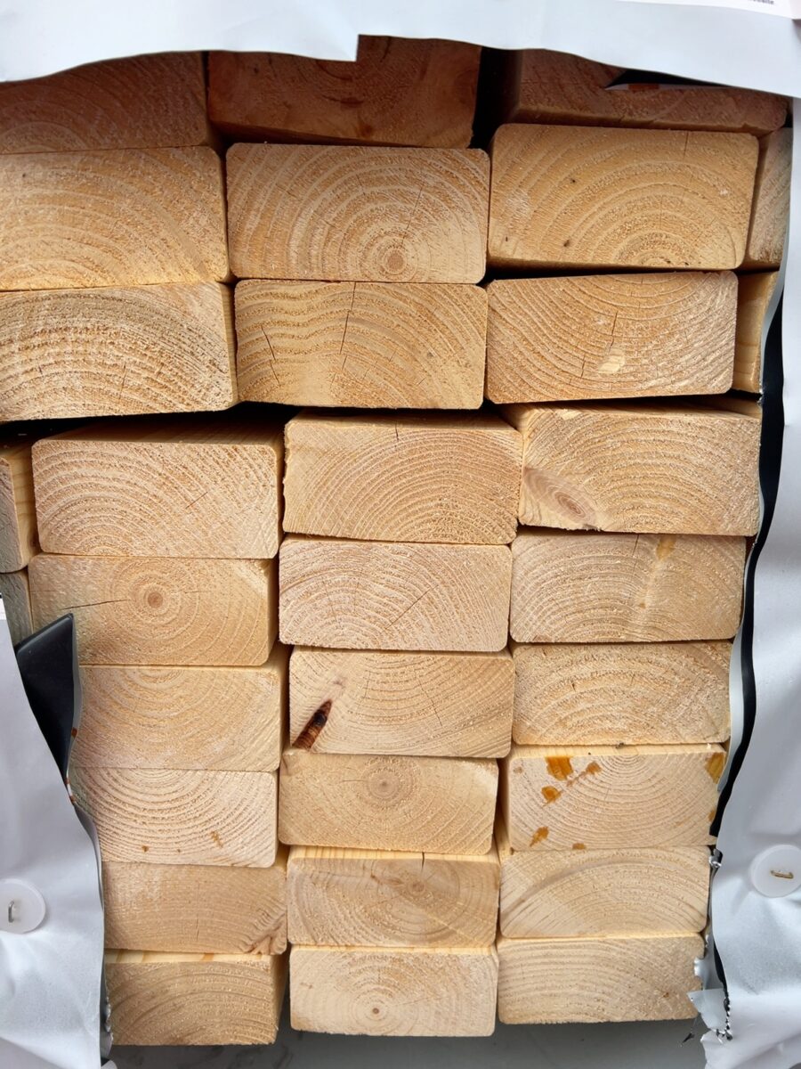 90X45 MGP10 BALTIC PINE-144/4.8