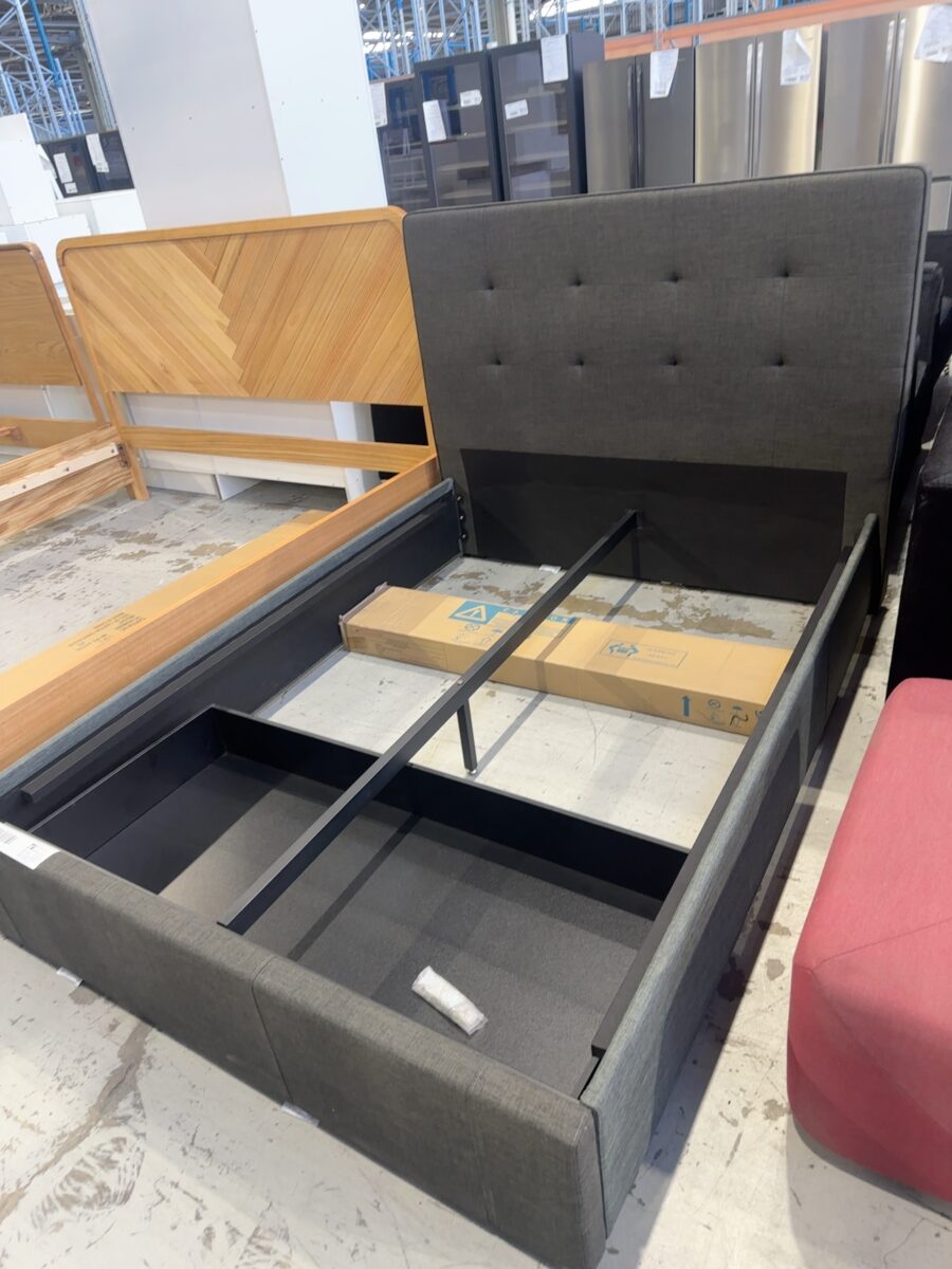 NEW FLORENCE ASH GREY DOUBLE BEDFRAME WITH DRAWER **PLEASE NOTE - DIFFERENT GREY MATERIAL ON SIDE RAILS ONLY** SOLD AS IS