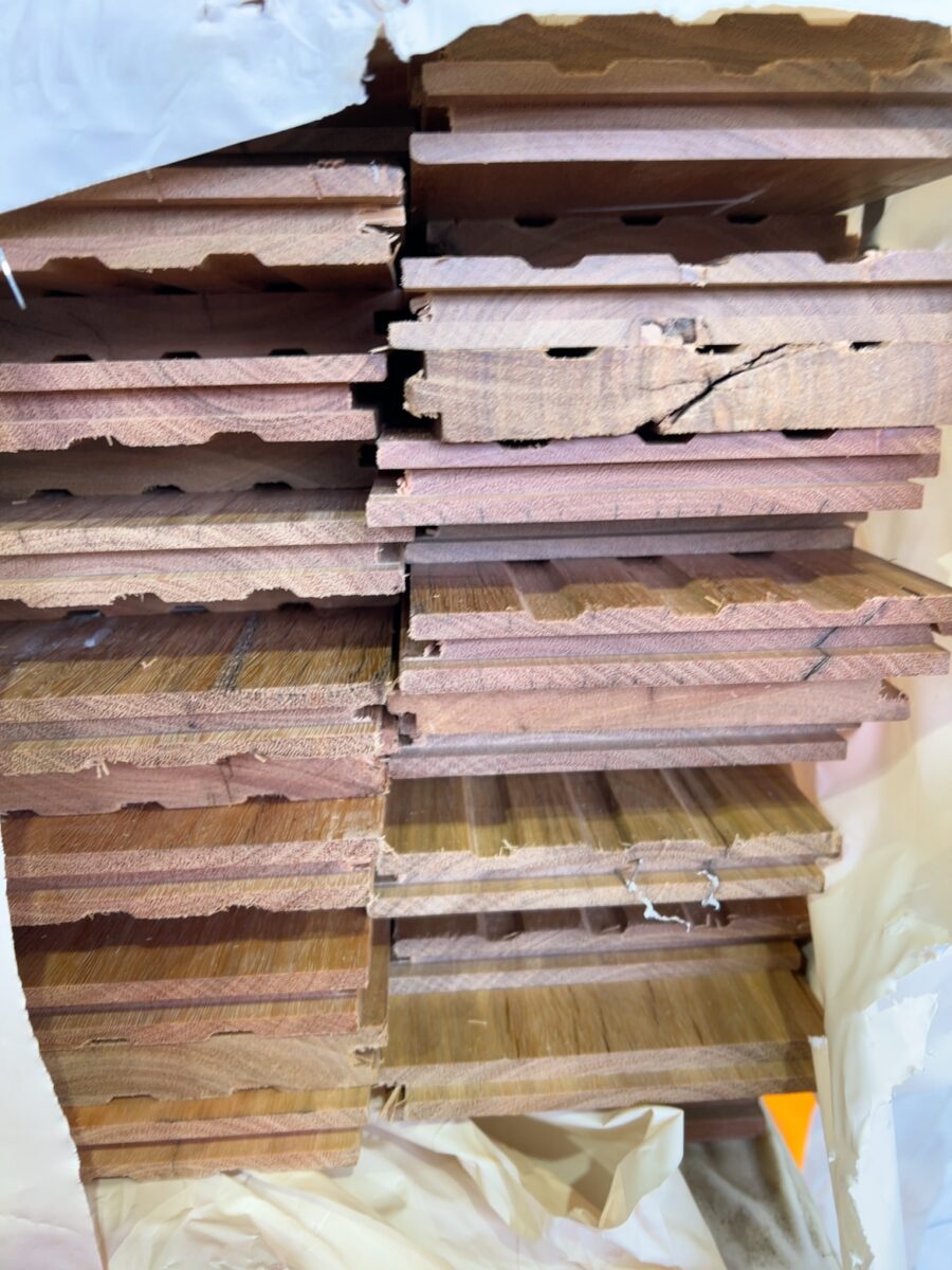 130X19 FEATURE GRADE SPOTTED GUM FLOORING