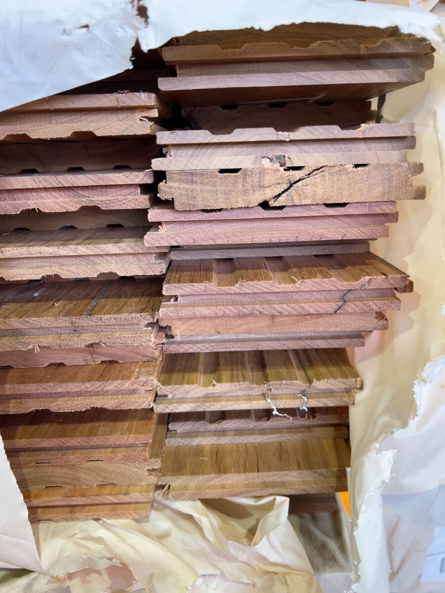 130X19 FEATURE GRADE SPOTTED GUM FLOORING