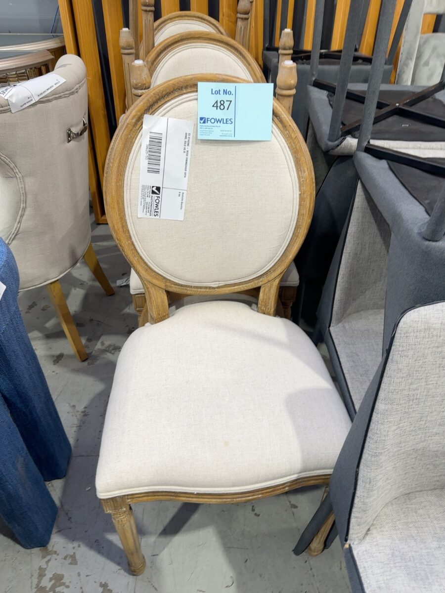 EX STAGING - BEIGE DININGCHAIR WITH ARMS, SOLD AS IS