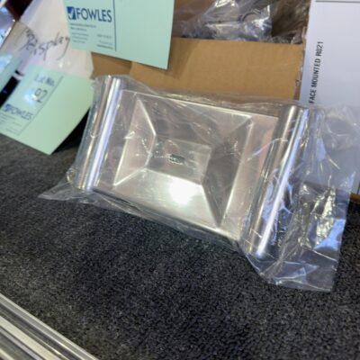 NEW SOAP DISH SURFACE MOUNTED R021