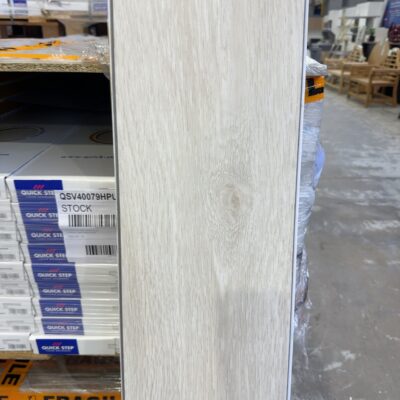 Quick-Step Hybrid Pulse Sea Breeze Oak Light