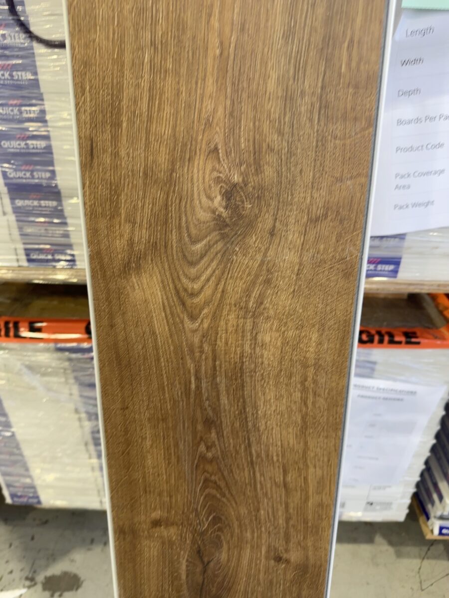 Quick-Step Hybrid Pulse Pure Oak Honey