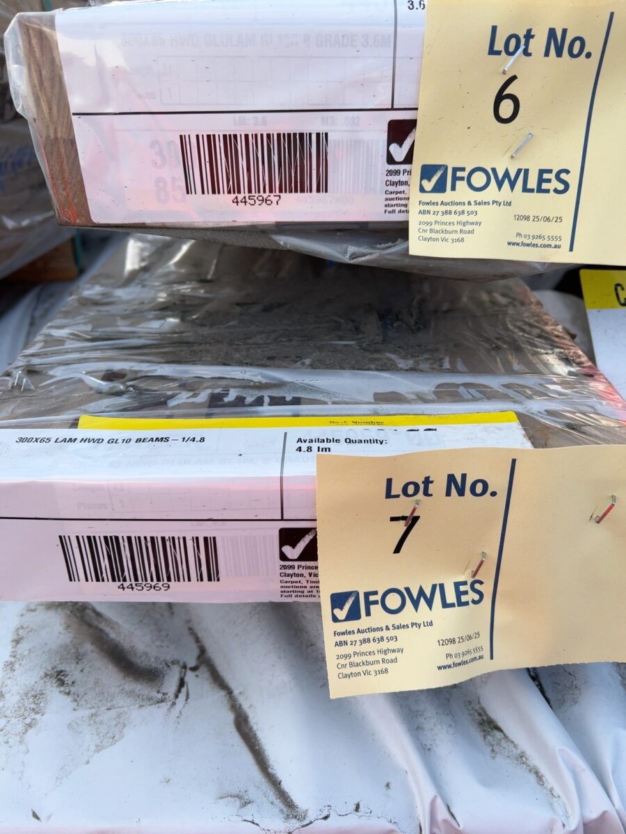 300X65 LAM HWD GL10 BEAMS-1/4.8