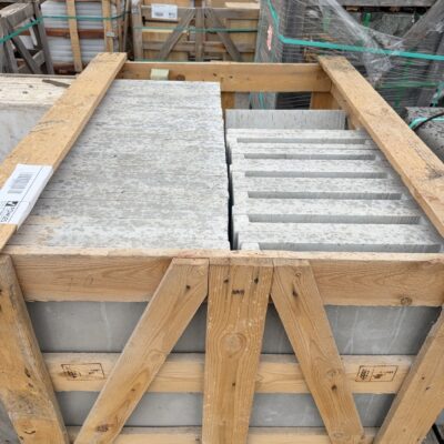 PALLET OF LIMESTONE PAVER 46 PCS, 600 X 400 X 30 #11