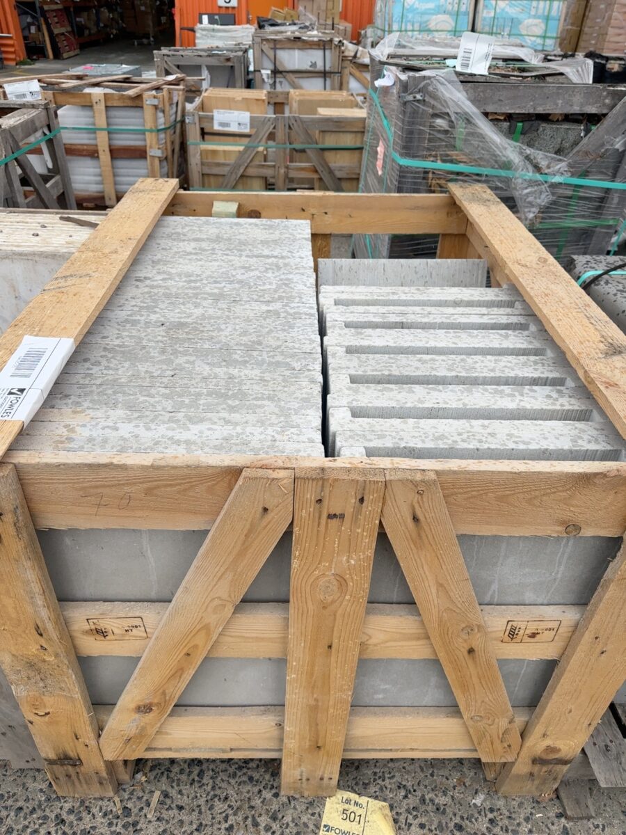 PALLET OF LIMESTONE PAVER 46 PCS, 600 X 400 X 30 #11