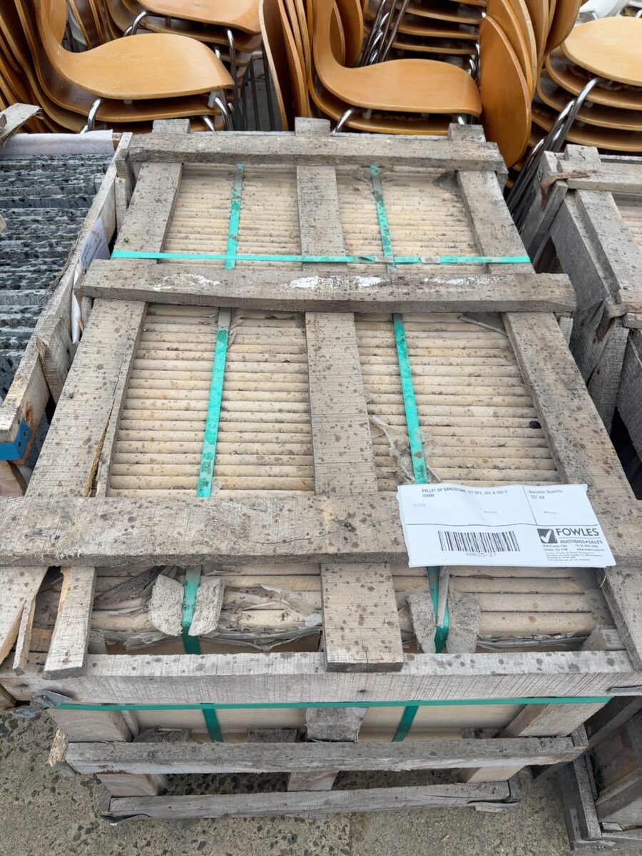 PALLET OF SANDSTONE 107 QTY, 600 X 300 X 20MM