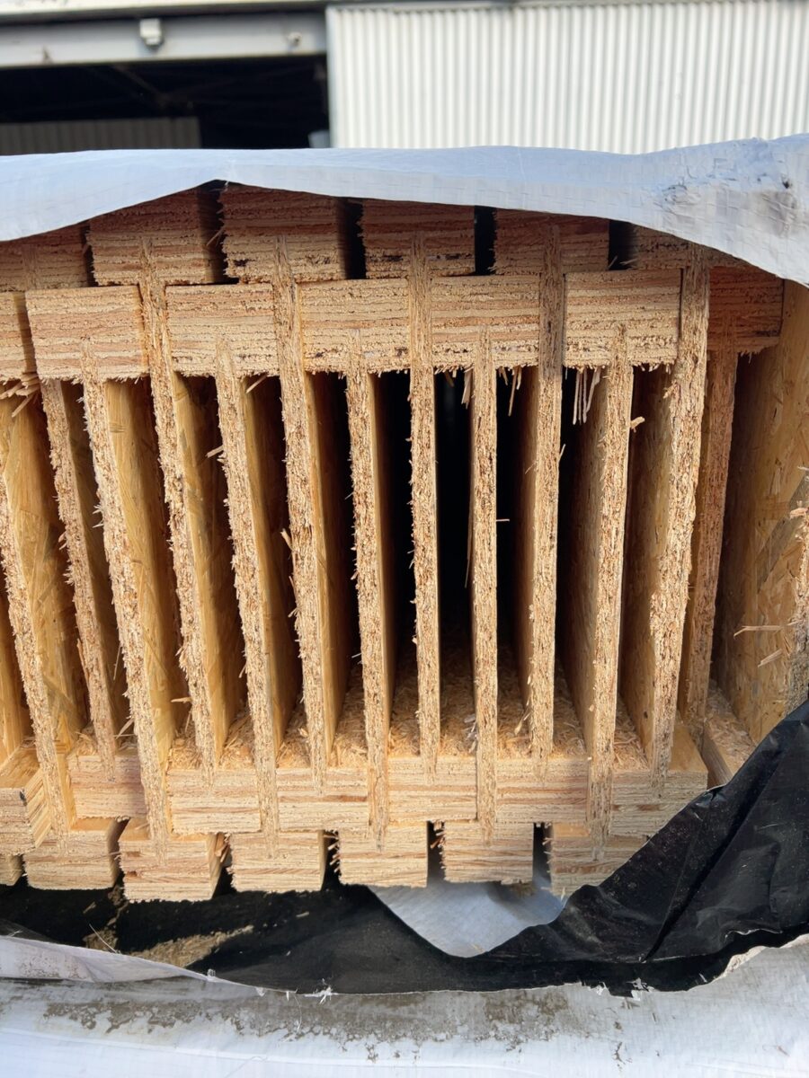 300X45 H2S I- JOISTS-39/1.8