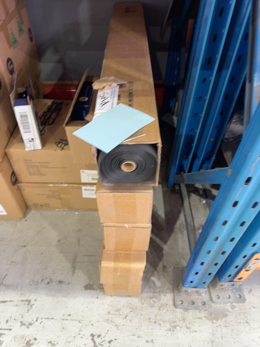 NEW VALUE FIBREGLASS FLYSCREEN ROLL 1070MM X 50M, 529641