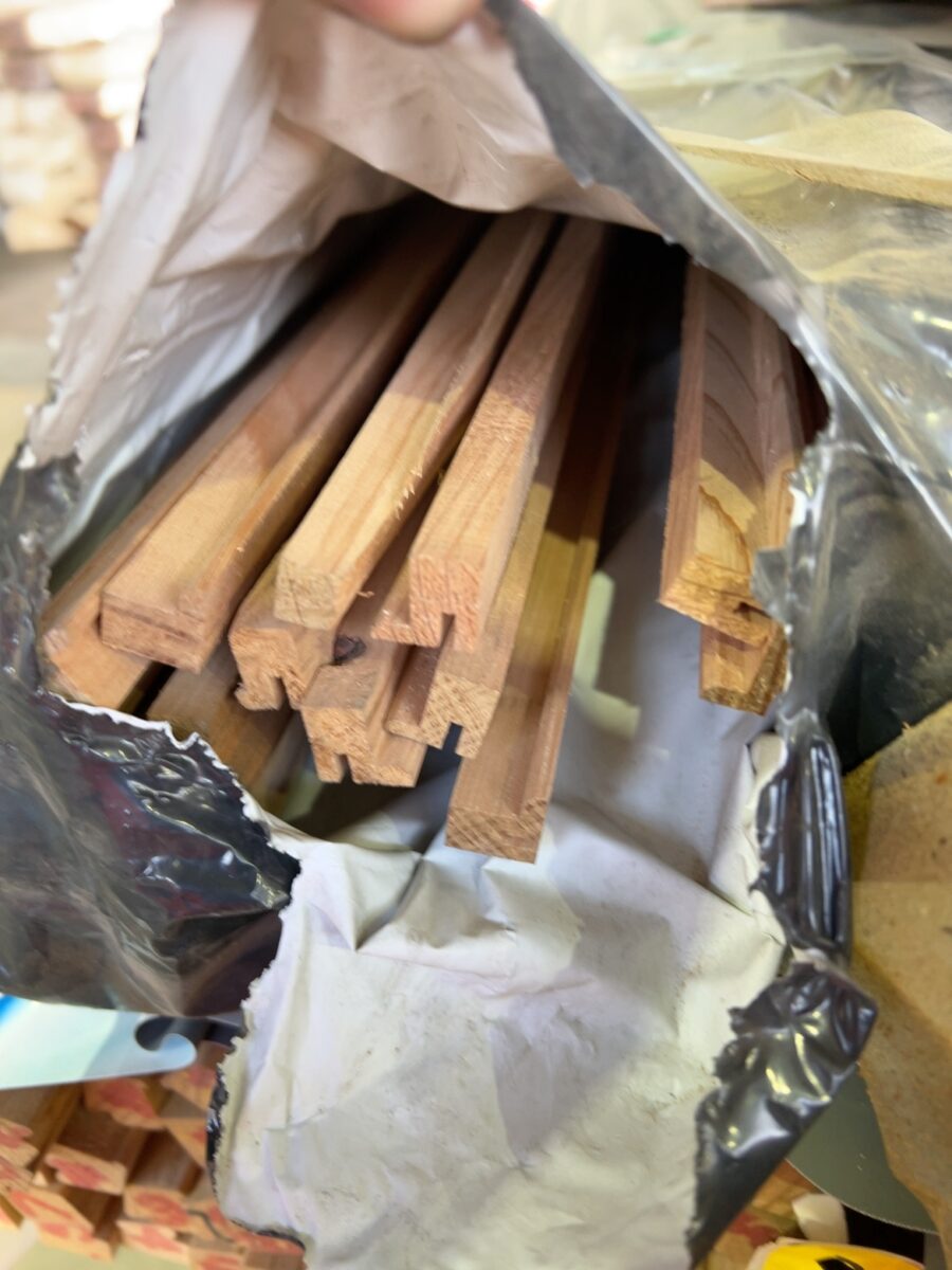 19X8 SELECT GRADE VIC ASH FLY BEAD