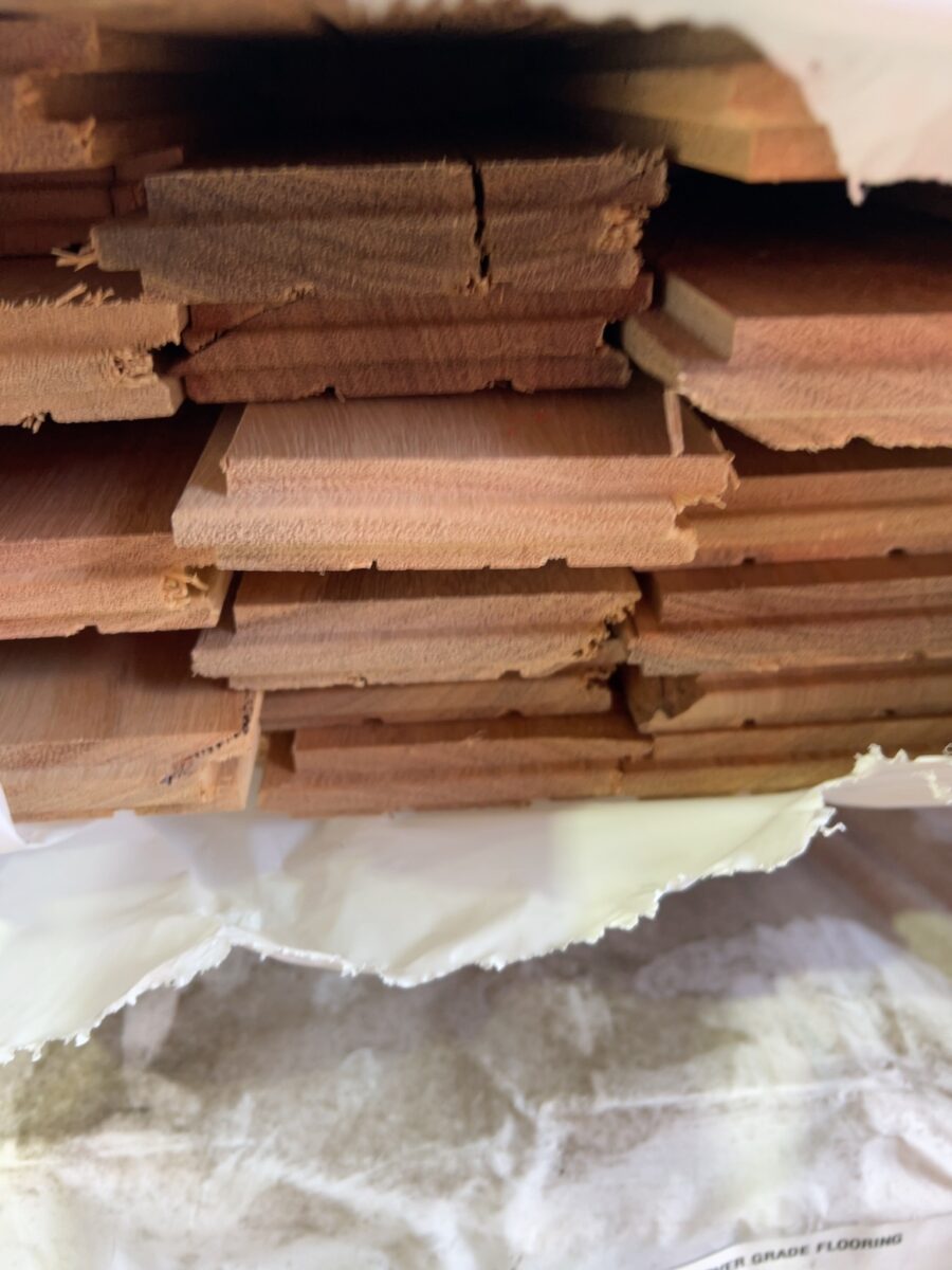 80X19 SPOTTED GUM COVER GRADE FLOORING