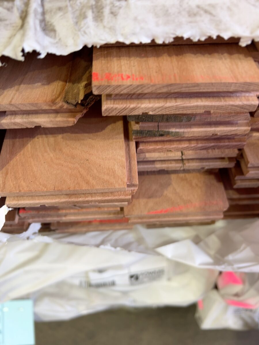 80X19 BRUSH BOX COVER GRADE FLOORING
