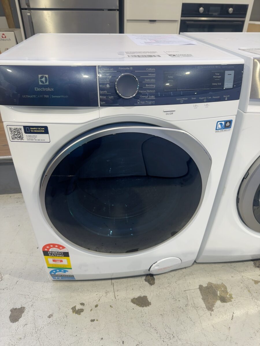ELECTROLUX EWF9042R7WB 9KG ULTIMATE CARE 700 FRONT LOAD WASHING MACHINE WITH SENSOR WASH, WIFI CONNECTIVITY, LATEST TWIN SENSOR WASH, ULTRAMIX & WOOLMARK CERTIFICATION, 12 MONTH WARRANTY