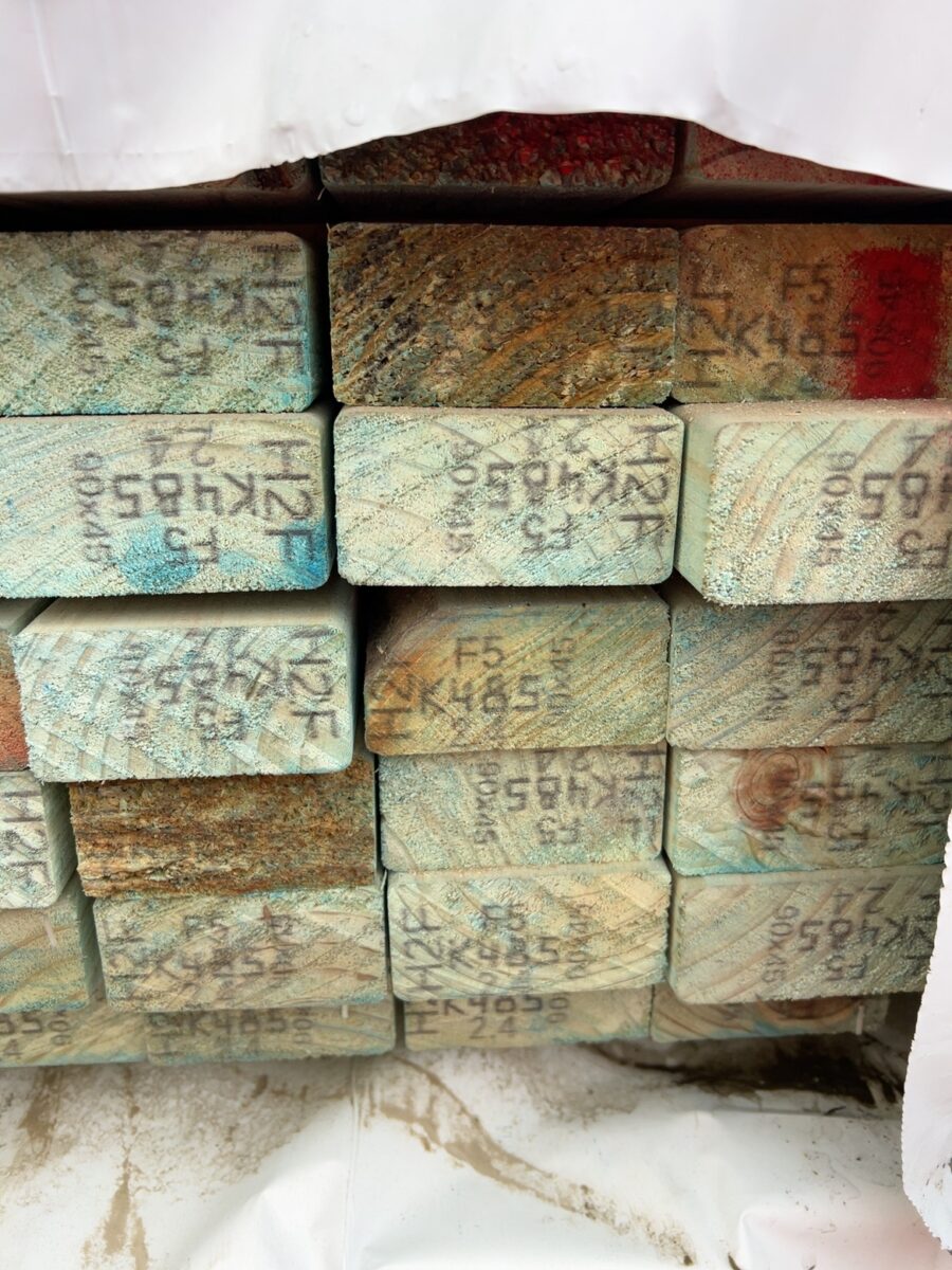 90X45 H2F BLUE F5 PINE-96/2.4 (THIS PACK IS AGED STOCK AND SOLD AS IS)