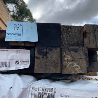 125X125 SPOTTED GUM HARDWOOD POSTS-10/2.1