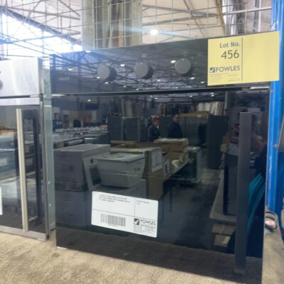 EX DISPLAY EURO 600MM ELECTRIC OVEN WITH SIDE OPENING DOOR EO60SOBX SOLD AS IS 3 MONTH WARRANTY