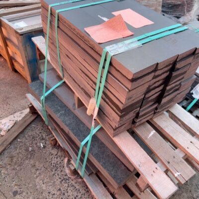 PALLET OF MIX STONE POOL COPING/STAIR TREAD,