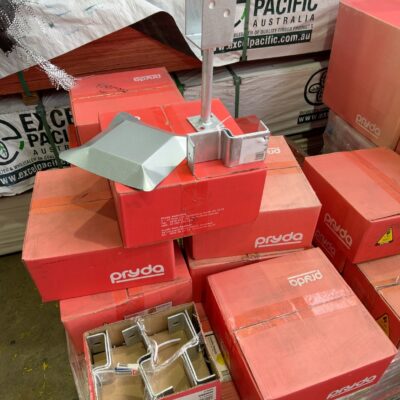 MIXED PALLET OF HARDWARE