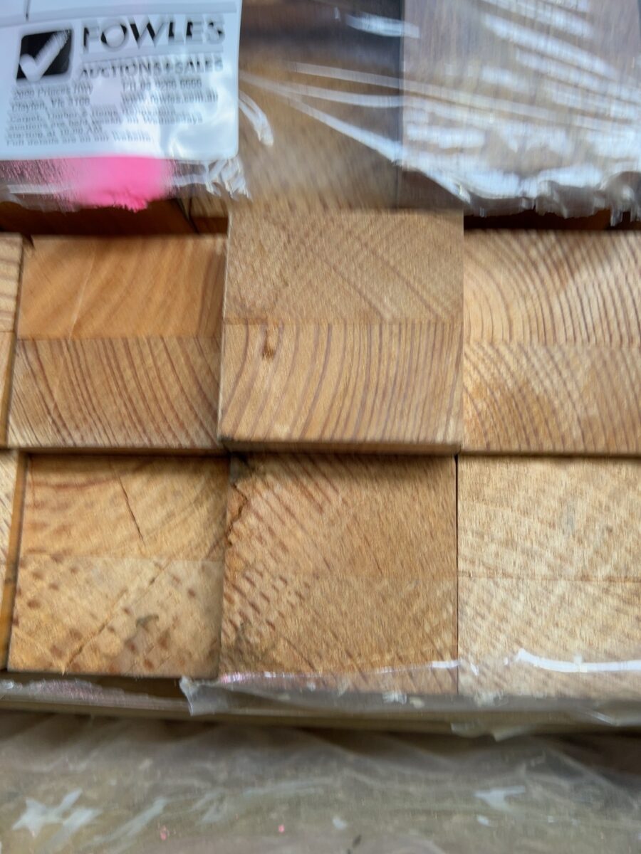 65X65 VIC ASH DAR LAM KD HARDWOOD POSTS