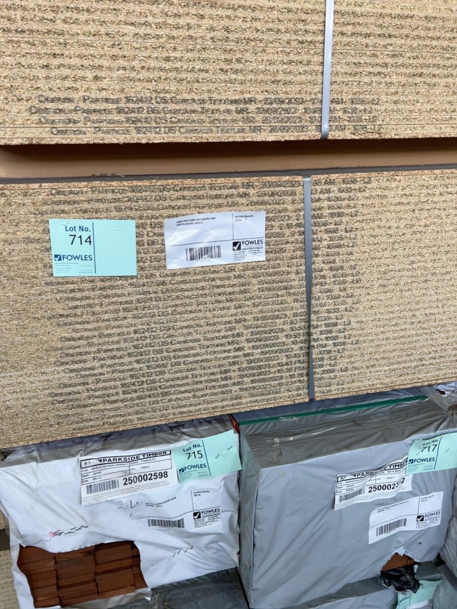 2400X1200X16MM WHITEBOARD HMR PARTICLEBOARD SHEETS