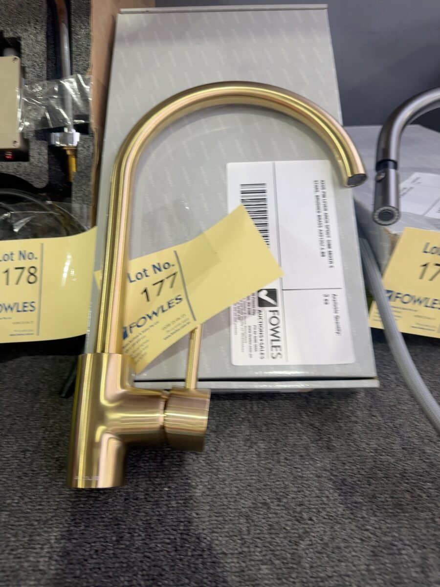 AXUS PIN LEVER ARCH SPOUT SINK MIXER 6 STARS, BRUSHED BRASS AX01352.6.BB