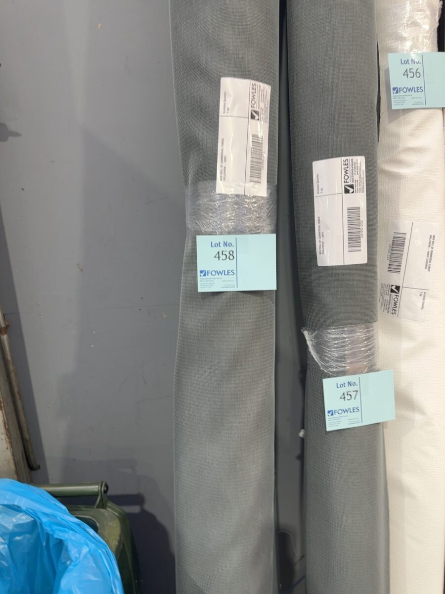 NEW ROLL OF COMMERCIAL FABRIC WALLPAPER - GREY