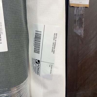 NEW ROLL OF COMMERCIAL FABRIC WALLPAPER - WHITE TEXTURED