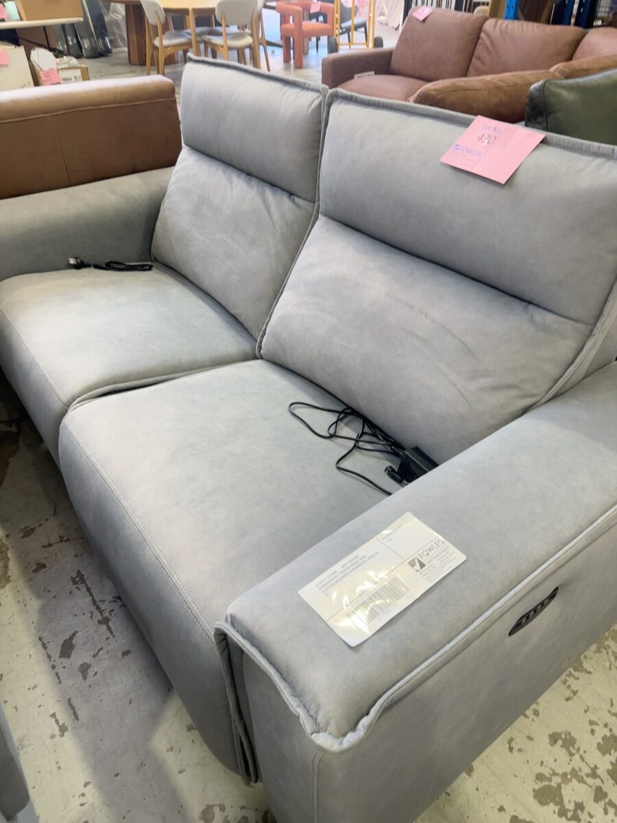 SAMPLE LOUNGE - NEW TORRINO HAMMERHEAD 2 SEATER COUCH WITH ELECTRIC RECLINERS & HEADRESTS, SOLD AS IS
