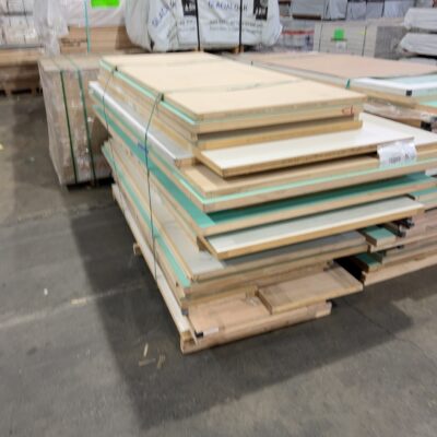 LARGE PALLET OF ASST'D DOORS