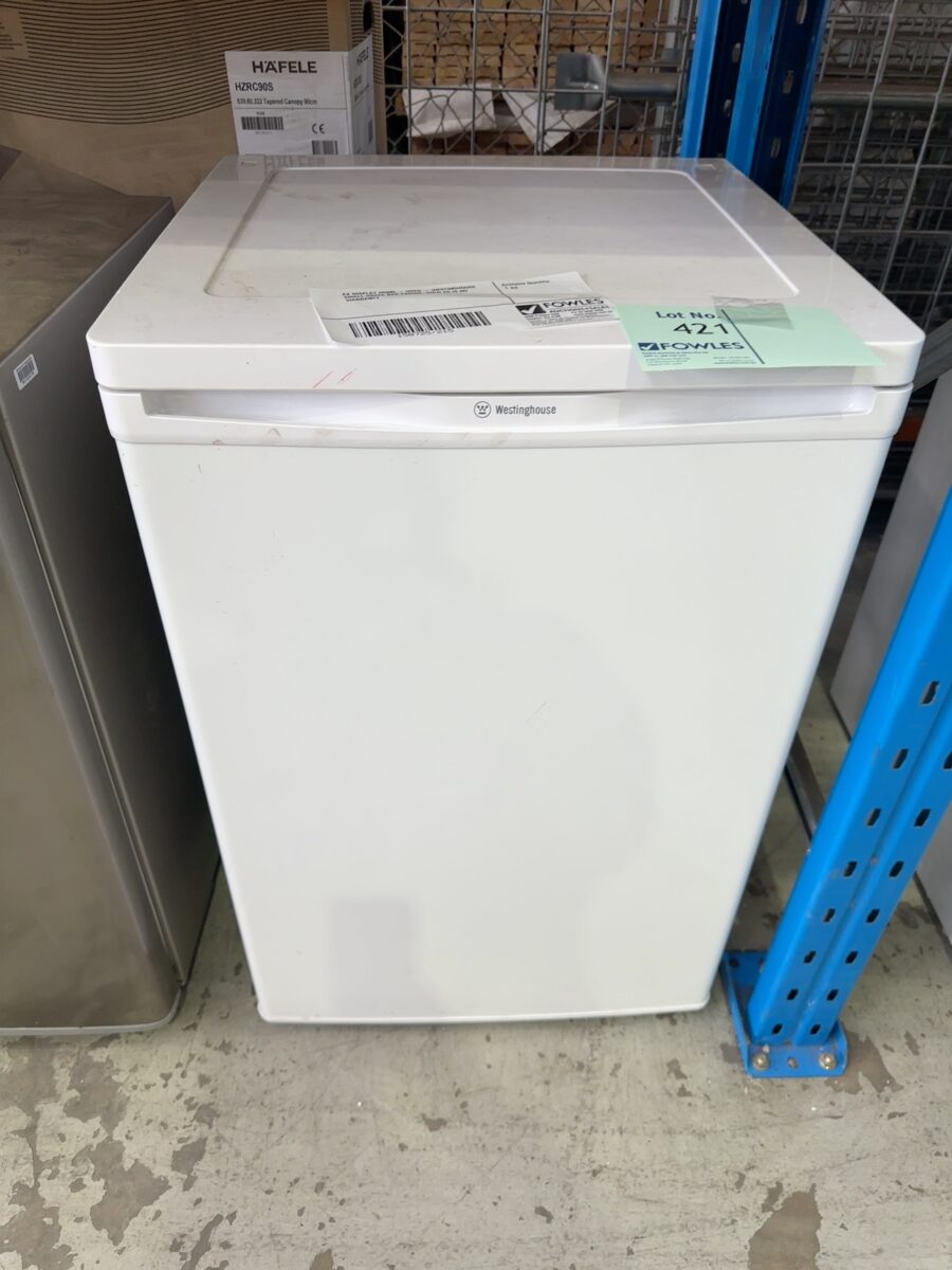 EX DISPLAY HOME - USED - WESTINGHOUSE SMALL WHITE BAR FRIDGE, SOLD AS IS NO WARRANTY