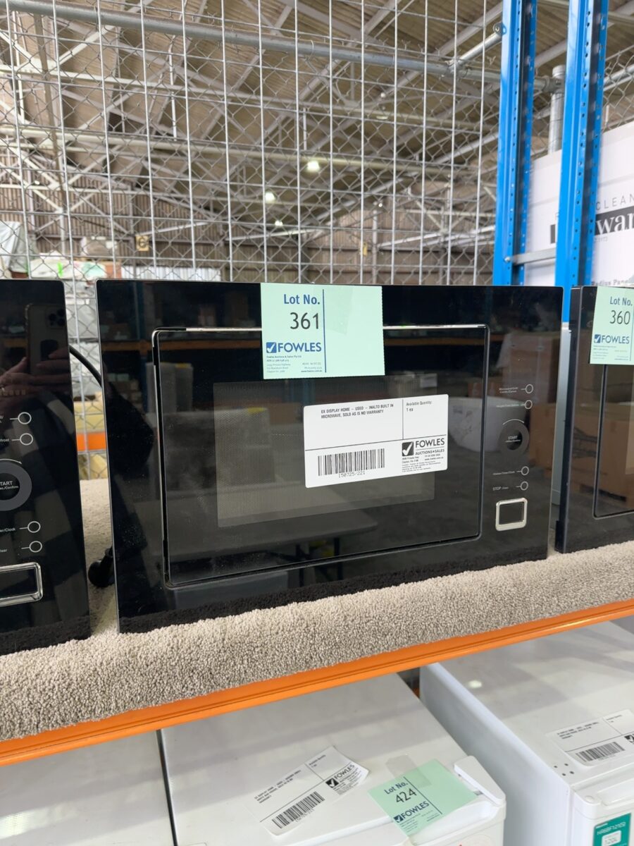 EX DISPLAY HOME - USED - INALTO BUILT IN MICROWAVE, SOLD AS IS NO WARRANTY