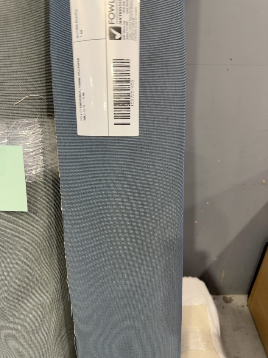 ROLL OF COMMERCIAL FABRIC WALLPAPER SOLD AS IS - BLUE