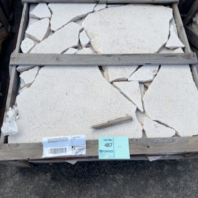 PALLET OF SAVANNA LIMESTONE DISTRESS & TUMBLE CRAZY PAVERS, 30MM THICK, CAN BE USED FOR PATHS, PAVING, DRIVEWAYS ETC RRP0 PER M2, #5