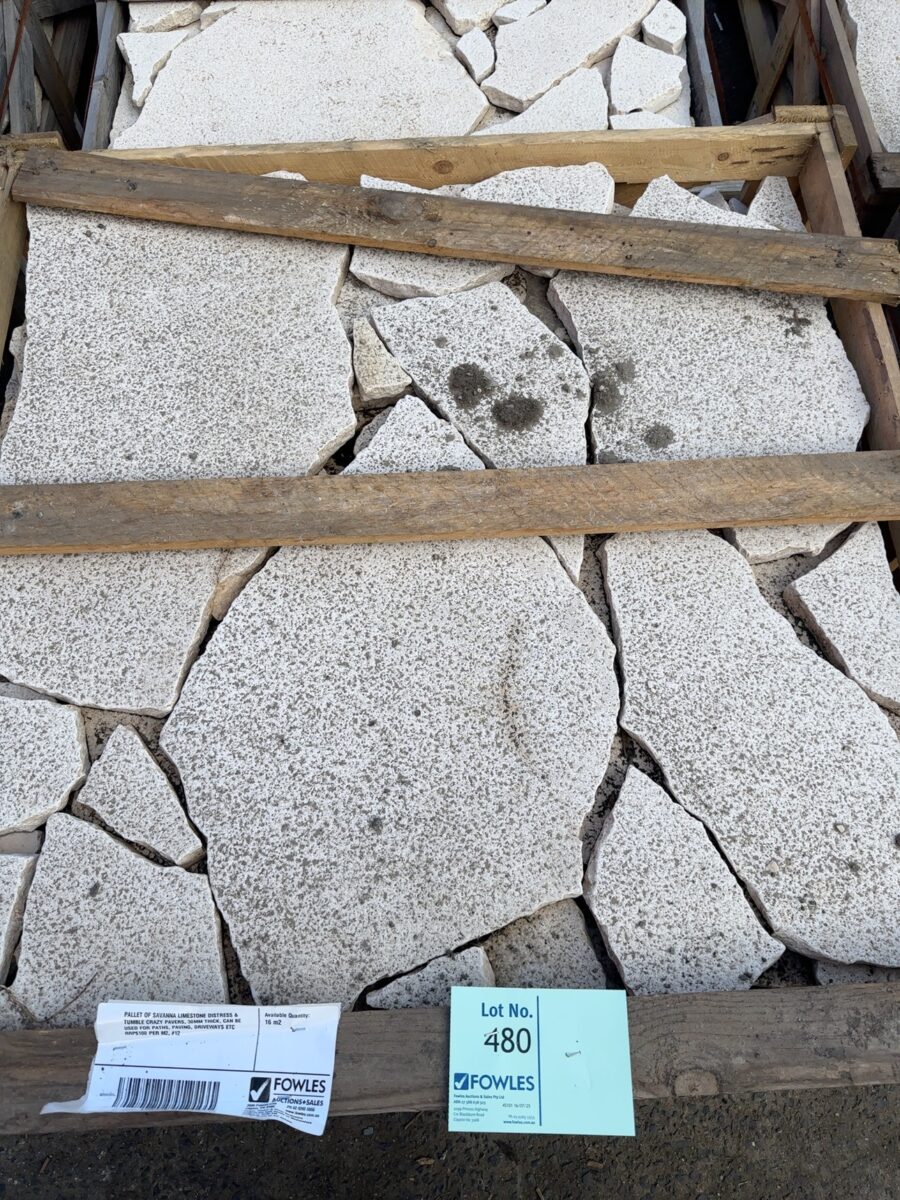 PALLET OF SAVANNA LIMESTONE DISTRESS & TUMBLE CRAZY PAVERS, 30MM THICK, CAN BE USED FOR PATHS, PAVING, DRIVEWAYS ETC RRP$100 PER M2, #12