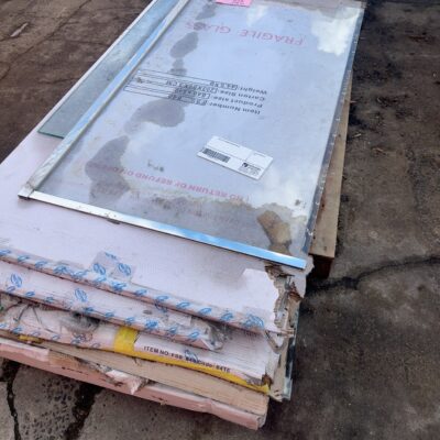 PALLET OF SHOWER SCREEN GLASS