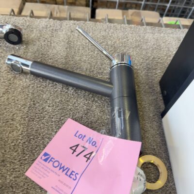 EX SHOWROOM TAP - NO HOSES - SOLD AS IS, KITCHEN TAP, CHROME & BLACK SWIVEL, SOLD AS IS