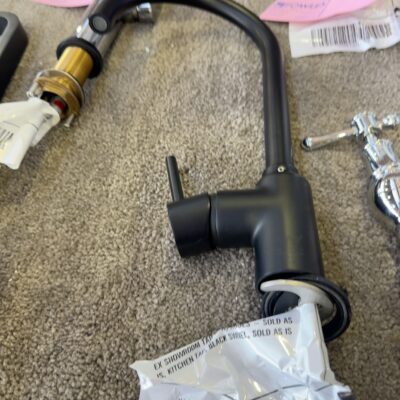EX SHOWROOM TAP - NO HOSES - SOLD AS IS, KITCHEN TAP, BLACK SWIVEL, SOLD AS IS
