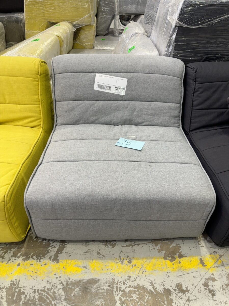 EX HIRE DARK GREY POD MATERIAL CHAIR, SOLD AS IS