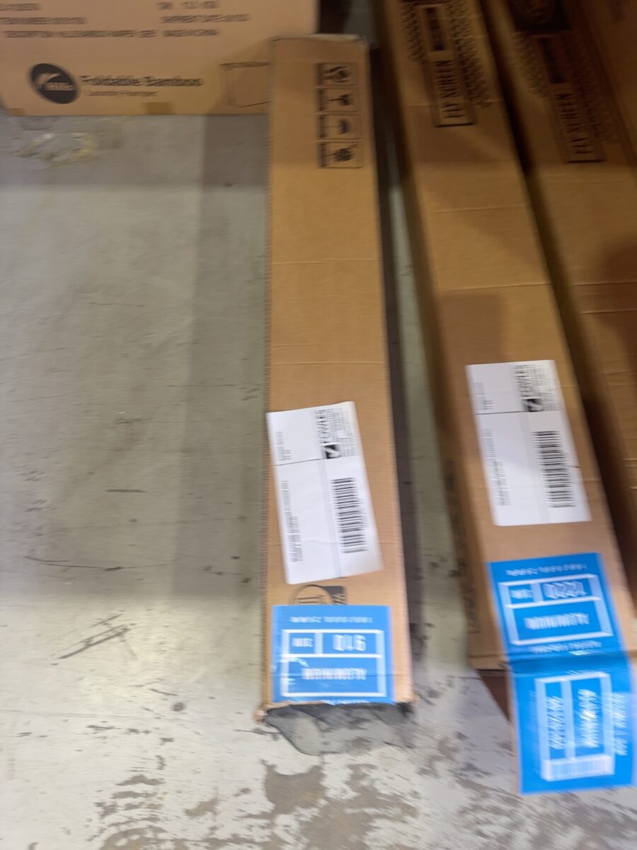 NEW CYCLONE ALUMINIUM FLYSCREEN ROLL 910MM X 30M 30120145