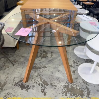 EX STAGING ROUND GLASS DINING TABLE, SOLD AS IS