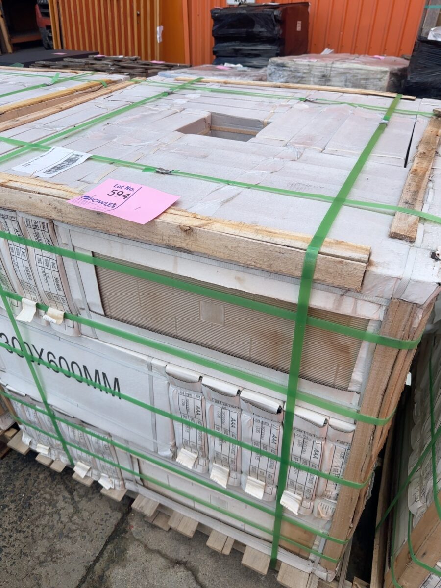 PALLET OF ICE WHITE MATTE TILES 300MM X 600MM