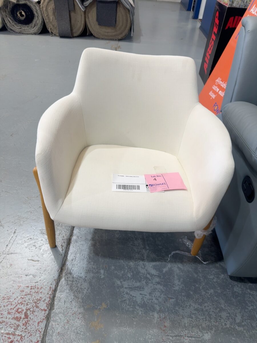 EX STAGING - WHITE CHAIR, SOLD AS IS