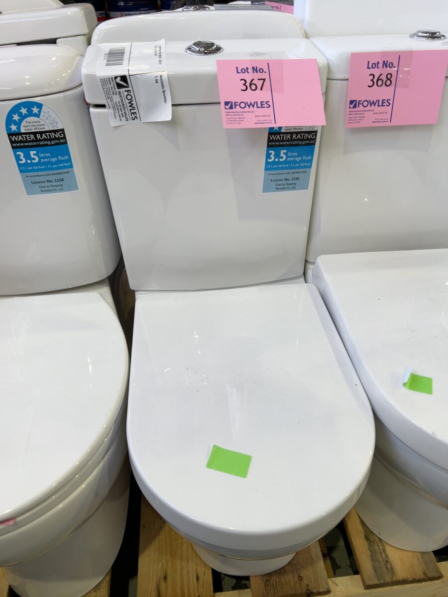 EX SHOWROOM TOILET DISPLAY - KDK 013 TOILET SUITE, SOLD AS IS
