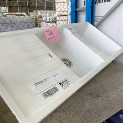 EX SHOWROOM DISPLAY - BLANCO WHITE DOUBLE BOWL SINK SOLD AS IS
